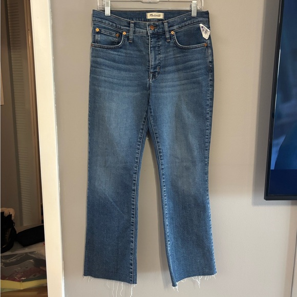 Madewell Mid Rise Kick Out Cropped Jean Size 28 in Brinton Wash - Picture 5 of 11